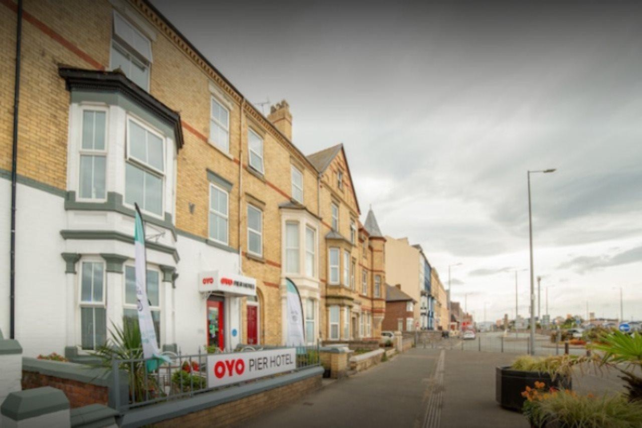 Oyo Pier Hotel Rhyl Bagian luar foto