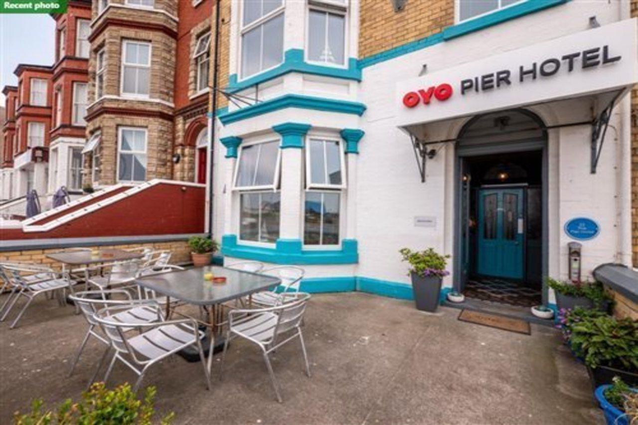 Oyo Pier Hotel Rhyl Bagian luar foto