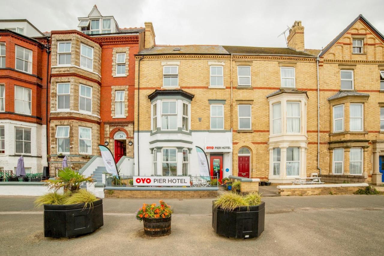 Oyo Pier Hotel Rhyl Bagian luar foto